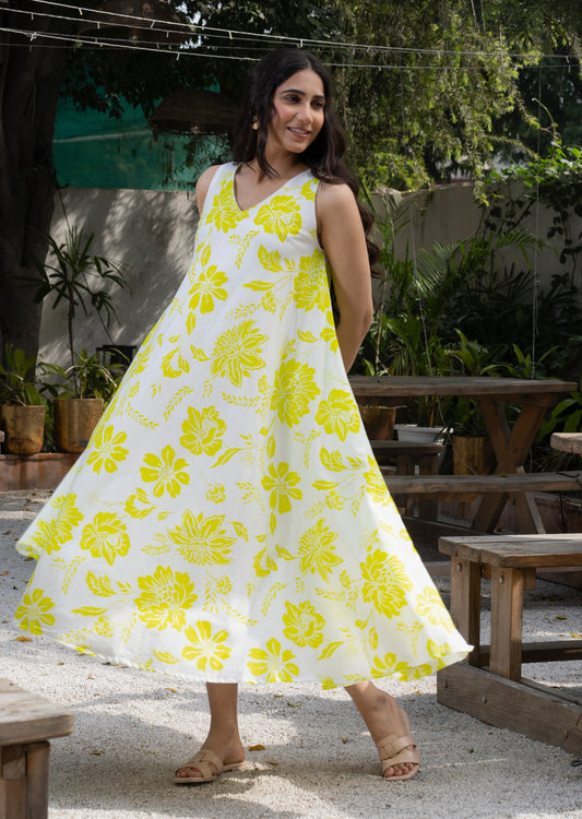 Summer Fling Dress- White